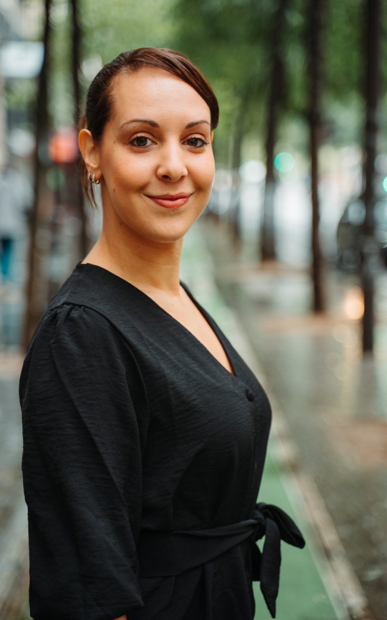 sarah 768x1229