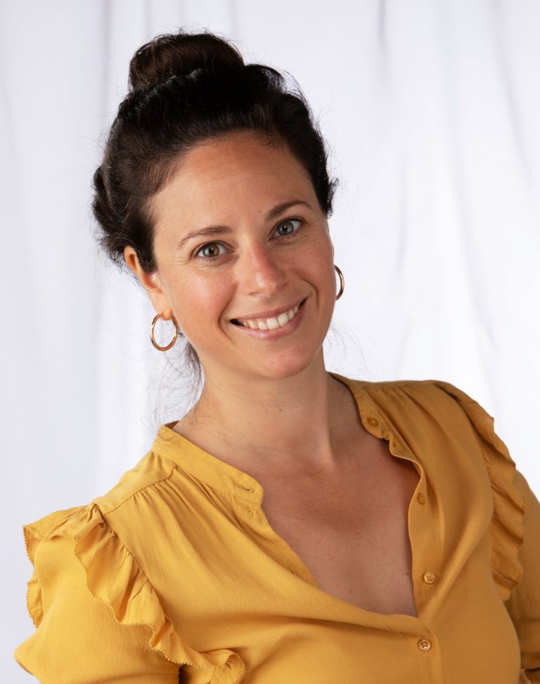 Clarisse Kagan Portrait 768x973