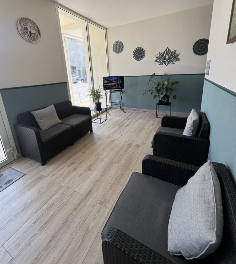 Salle dattente 1 768x858